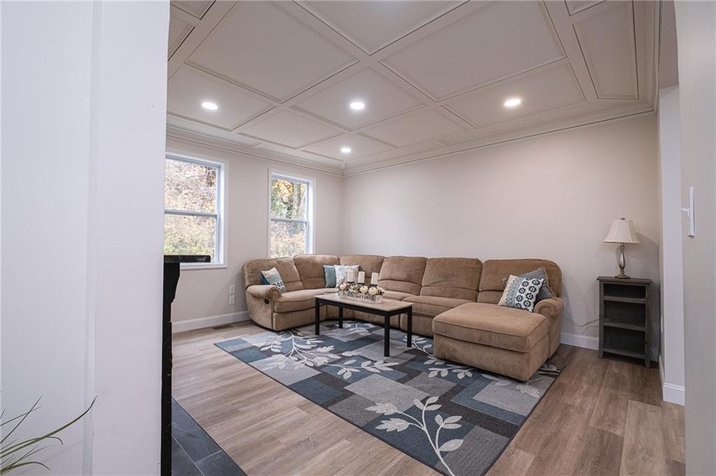 235 Spring Valley Road Jeannette, PA 15644 - Photo 10 of 25 Gallery Image 10