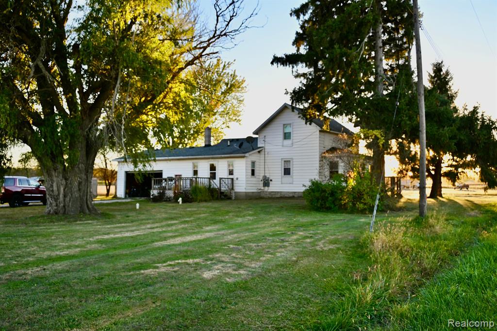 12101 Todd Road Ida, MI 48140 - Photo 2 of 45