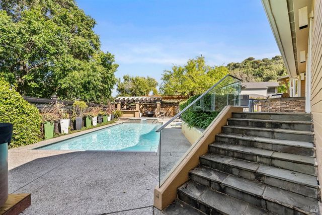 $2,950,000 | 1 Golden Lily Place, San Rafael, CA 94903
