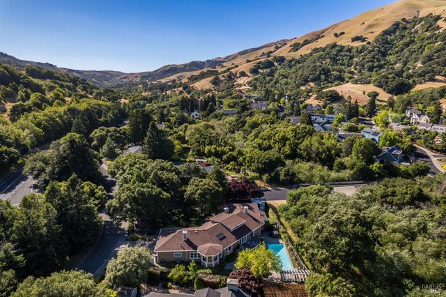 $2,950,000 | 1 Golden Lily Place, San Rafael, CA 94903