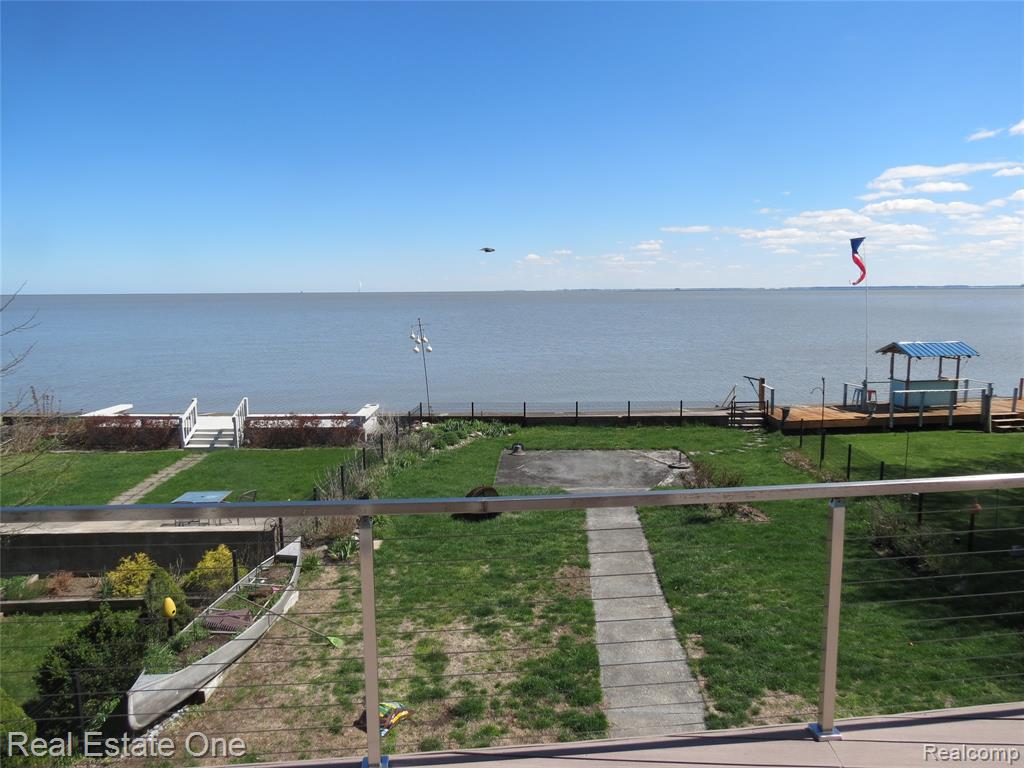 4583 Allen Cove Road Luna Pier, MI 48157 - Photo 4 of 61