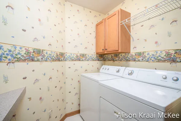 $314,900 | 5923 West Lyn Haven Drive Southeast, Grand Rapids, MI 49512