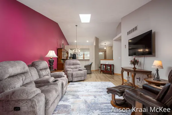 $314,900 | 5923 West Lyn Haven Drive Southeast, Grand Rapids, MI 49512