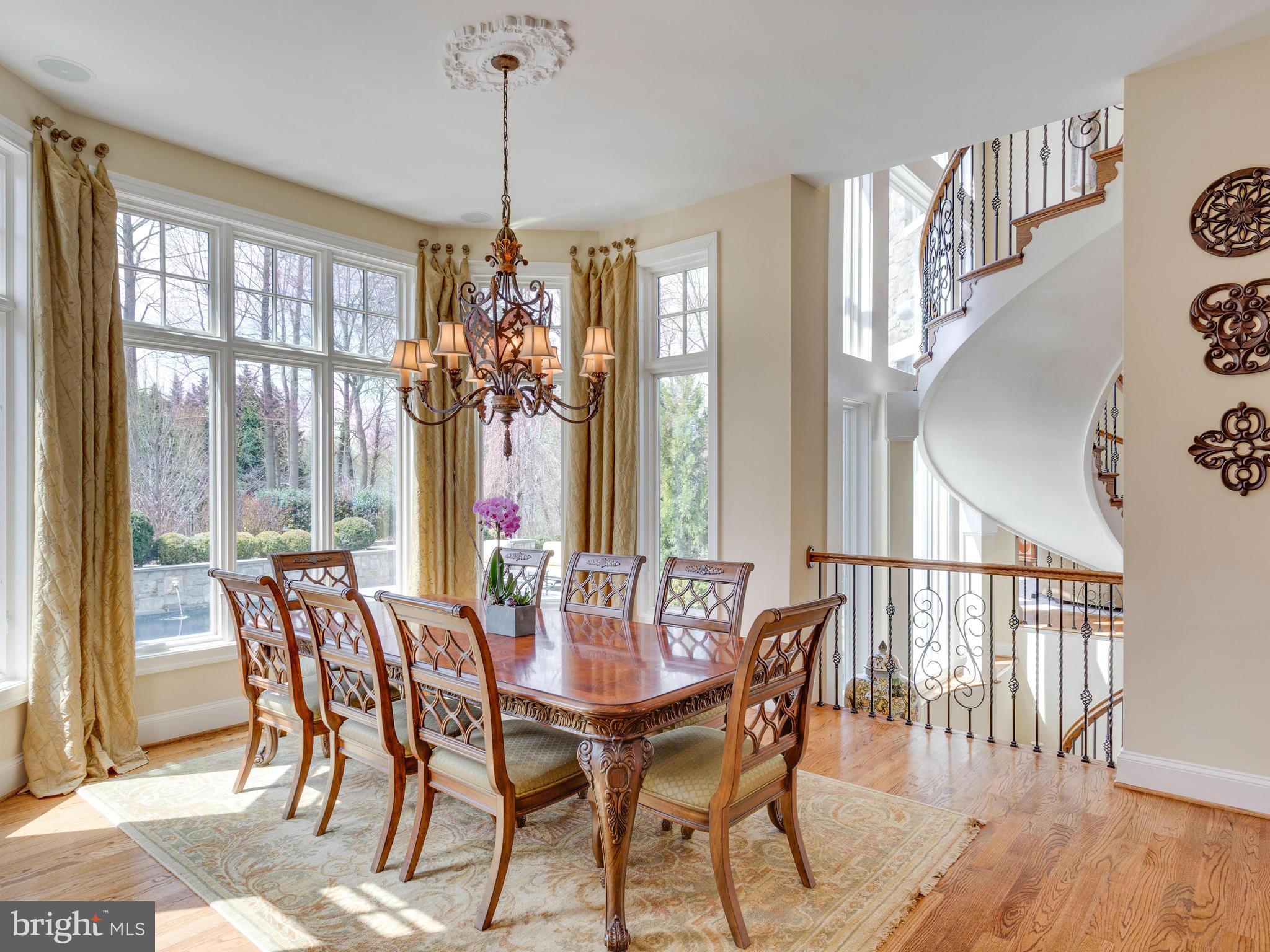 906 Georgetown Ridge Court McLean, VA 22102 - Photo 11 of 30 Breakfast Area