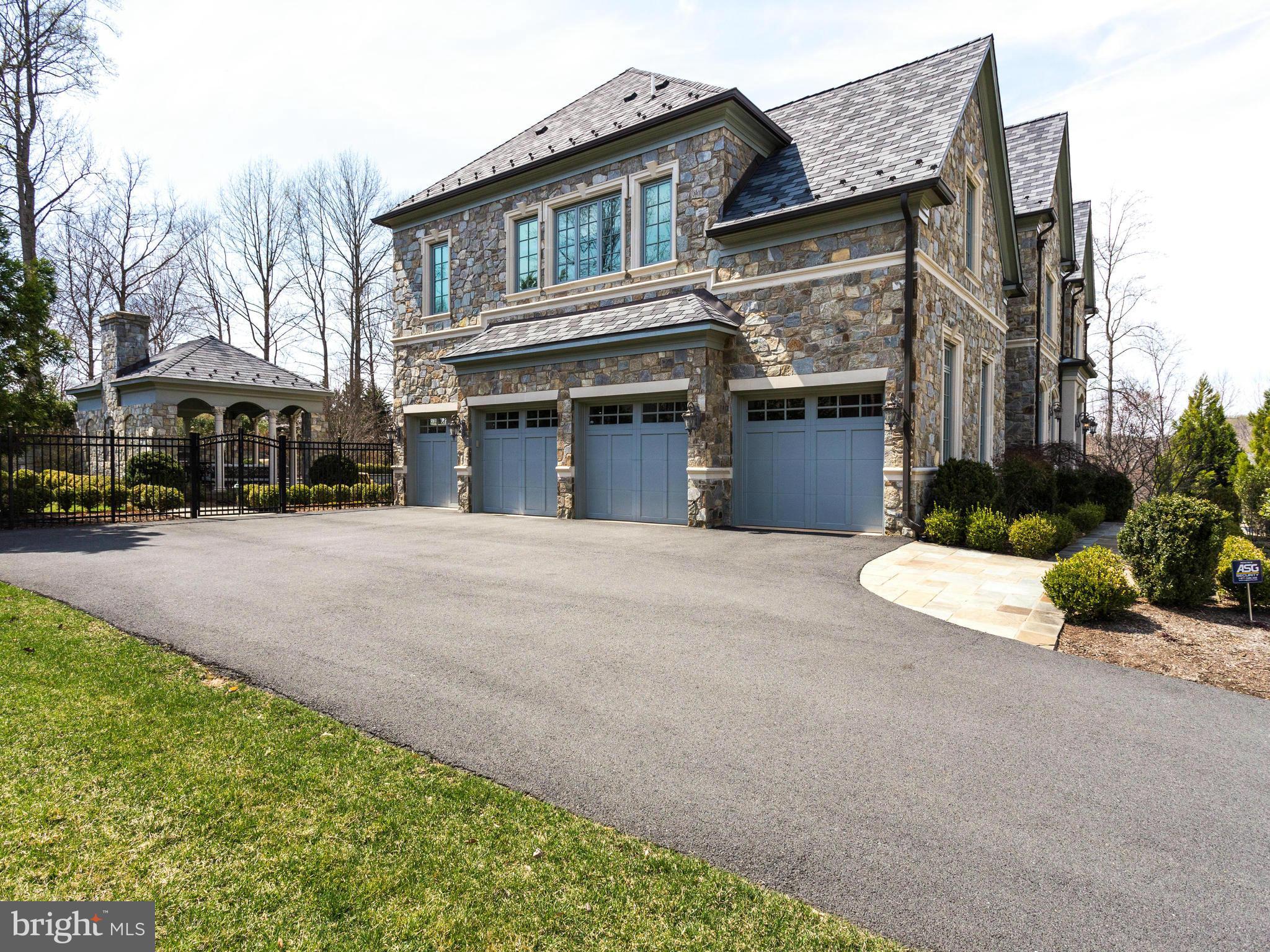 906 Georgetown Ridge Court McLean, VA 22102 - Photo 3 of 30 4-car Garage