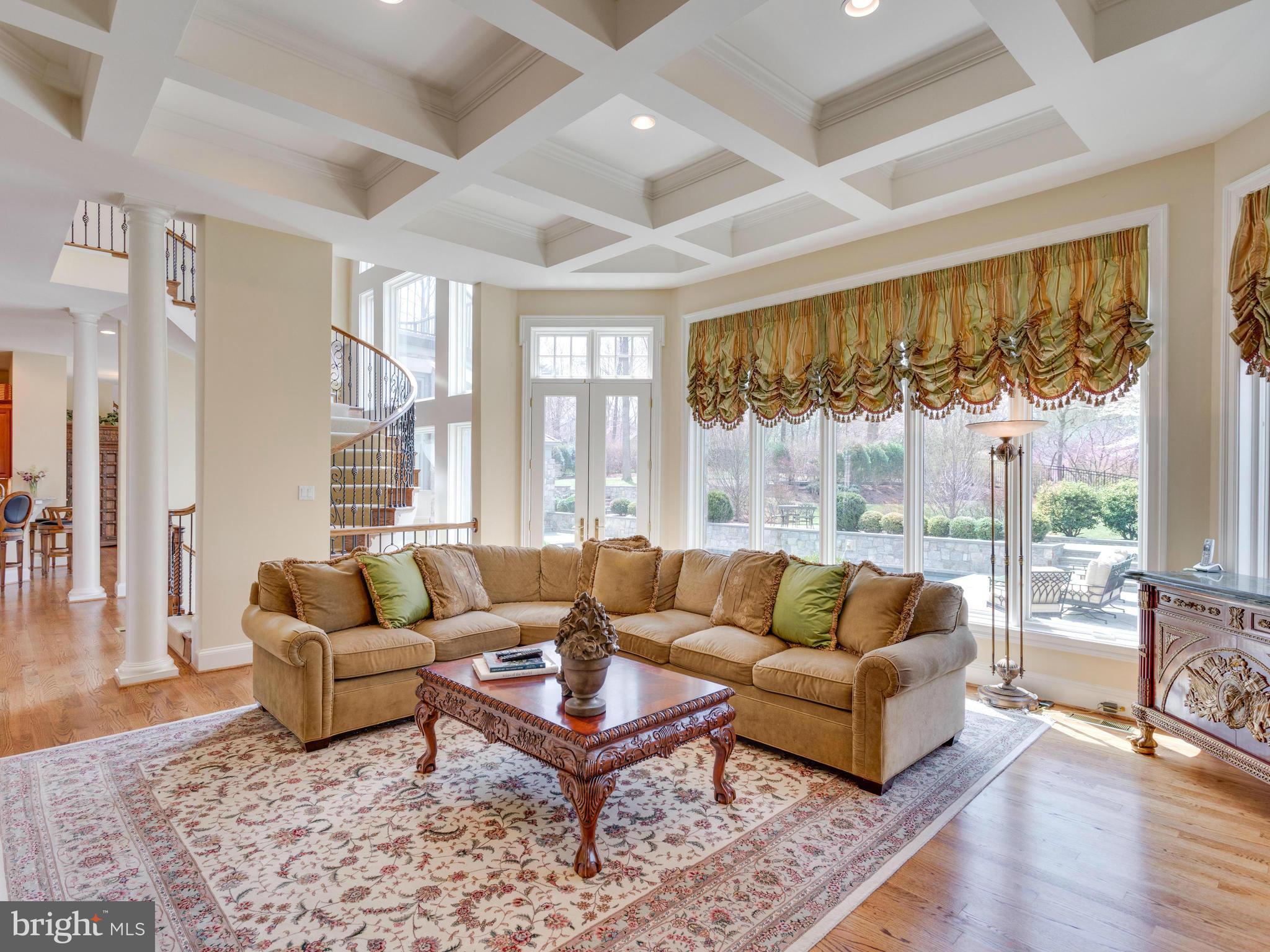 906 Georgetown Ridge Court McLean, VA 22102 - Photo 8 of 30 Family Room