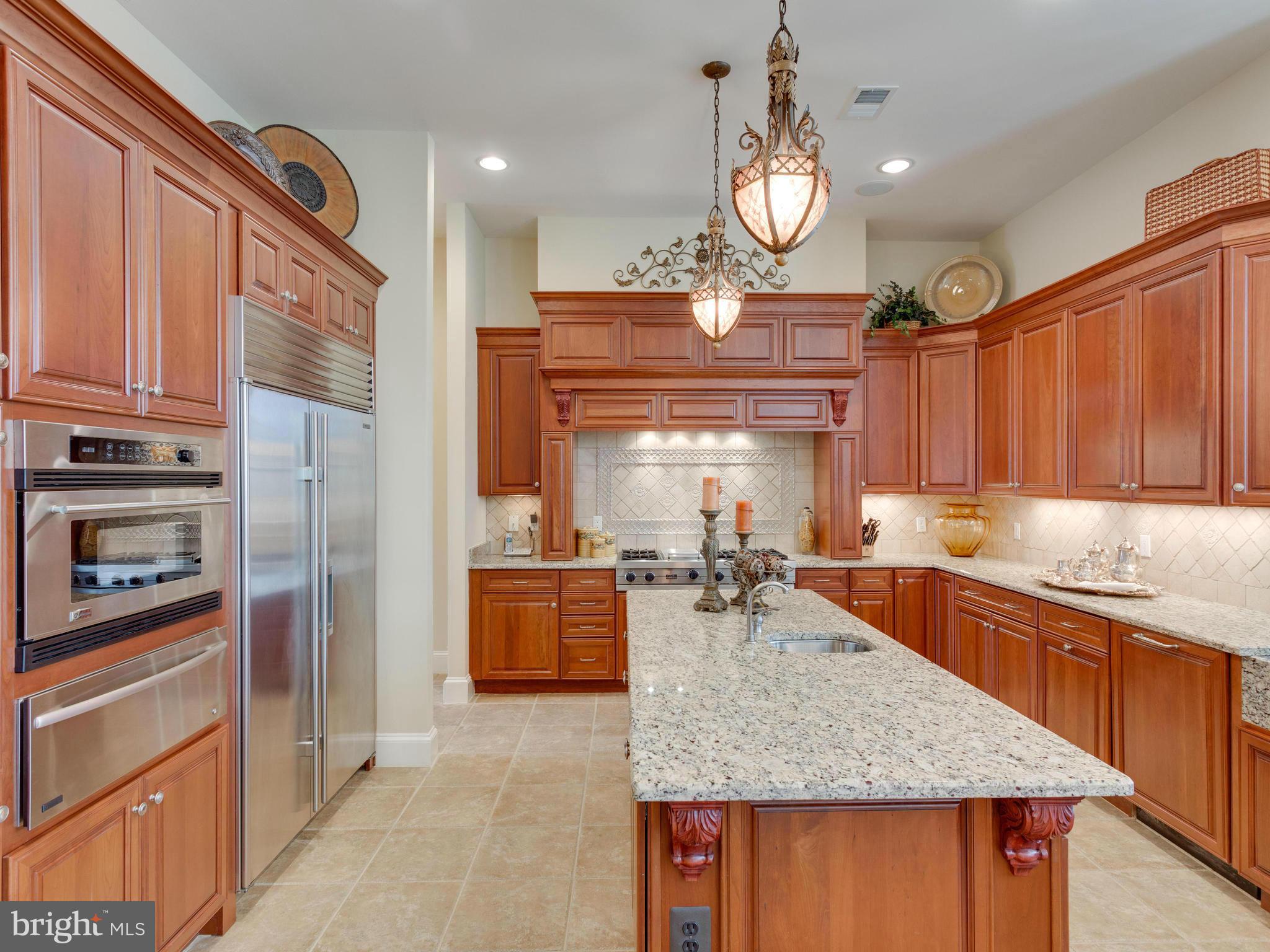 906 Georgetown Ridge Court McLean, VA 22102 - Photo 9 of 30 Kitchen