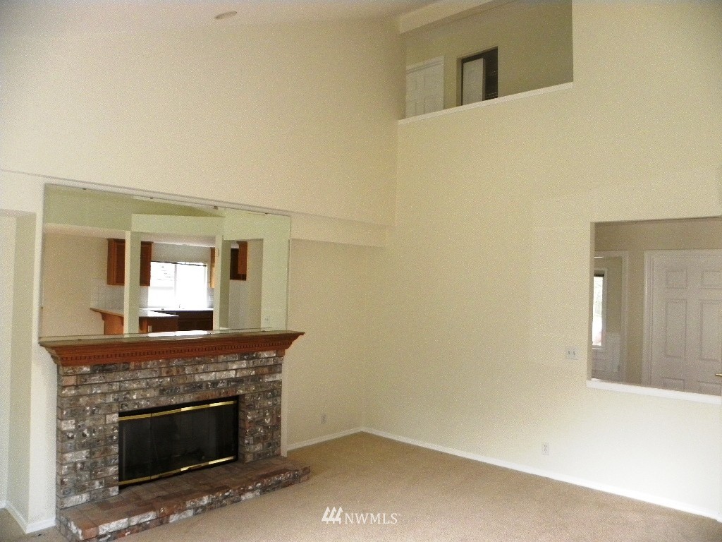 15518 Southeast 133rd Street Renton, WA 98059 - Photo 6 of 11