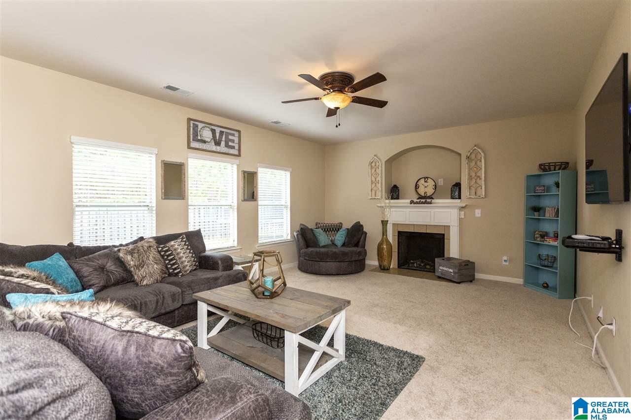 1045 Merion Drive Calera, AL 35040 - Photo 15 of 44