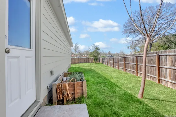 $1,740 | 5950 Lady Lane, San Antonio, TX 78242