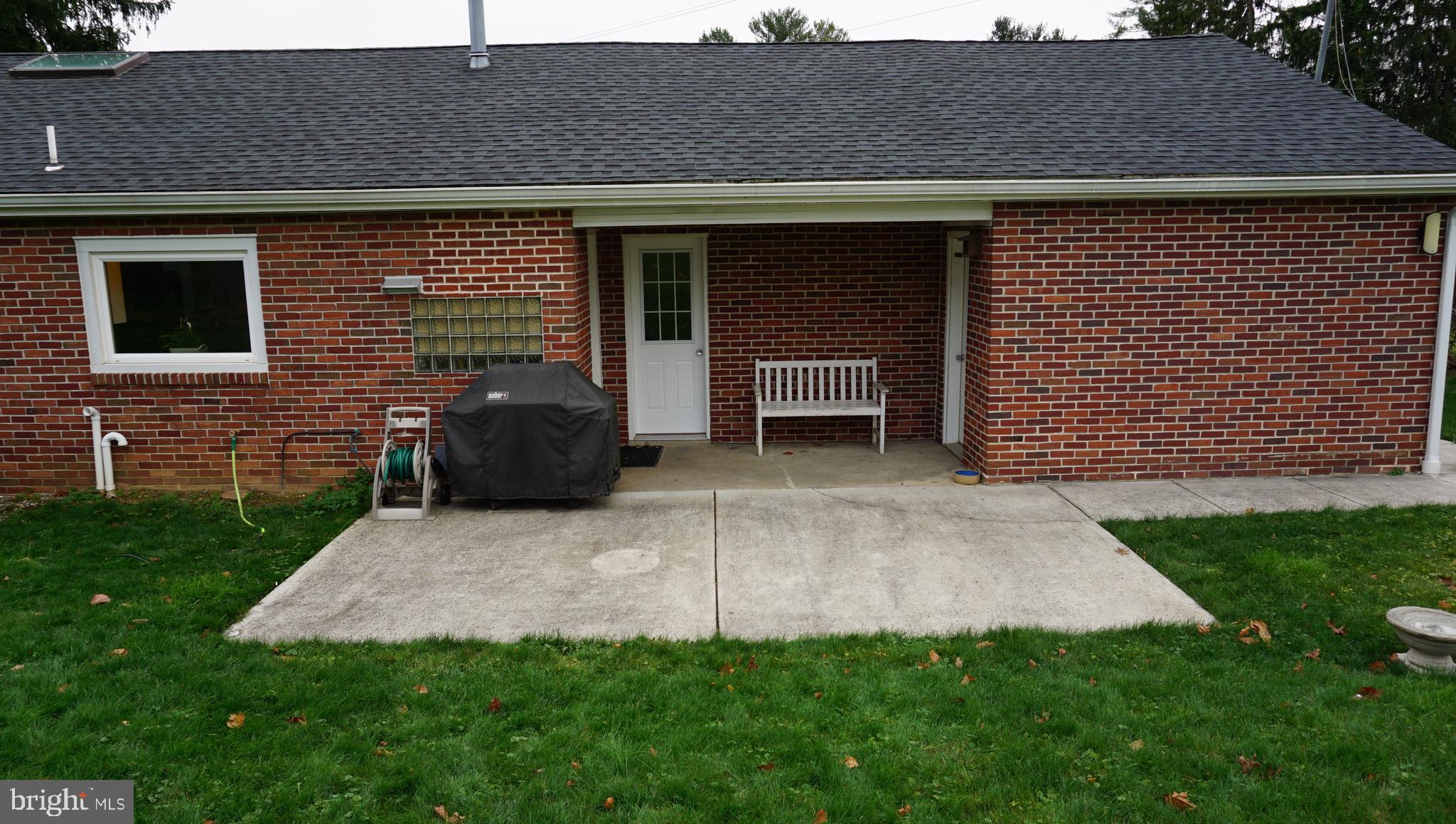 307 Hillcrest Road York, PA 17403 - Photo 3 of 21