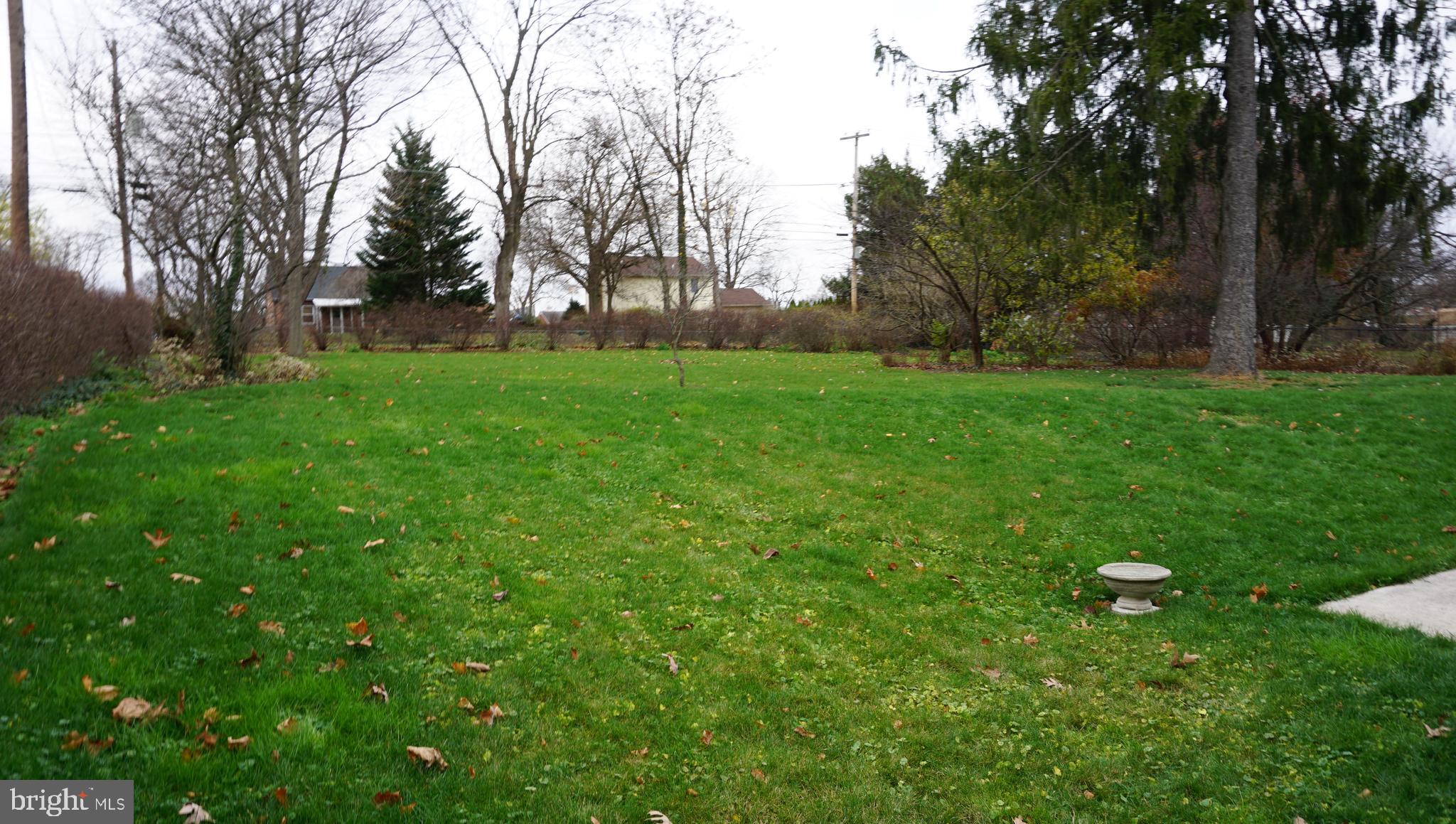 307 Hillcrest Road York, PA 17403 - Photo 6 of 21