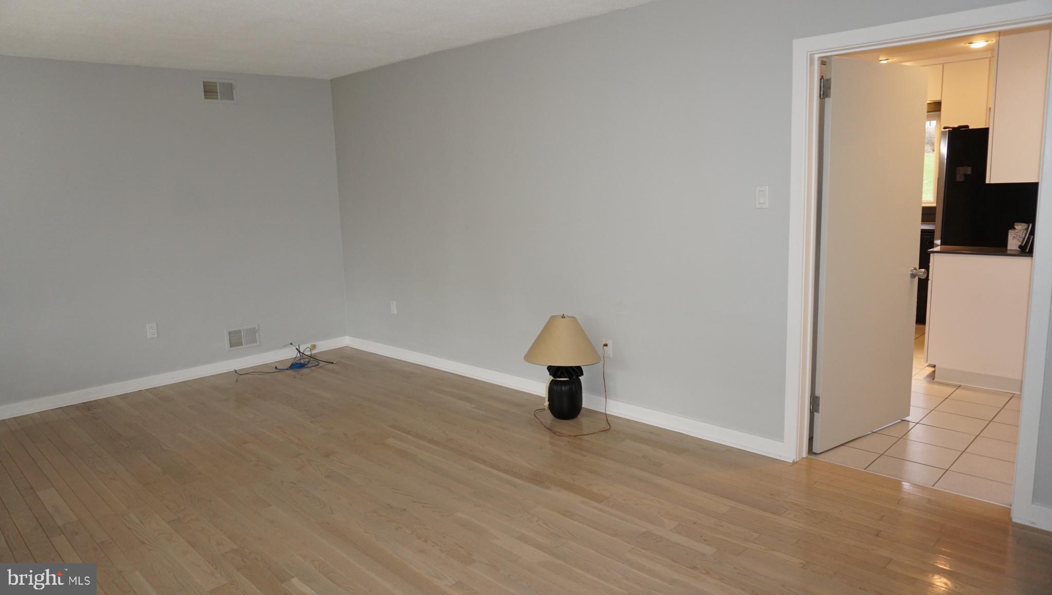 307 Hillcrest Road York, PA 17403 - Photo 8 of 21