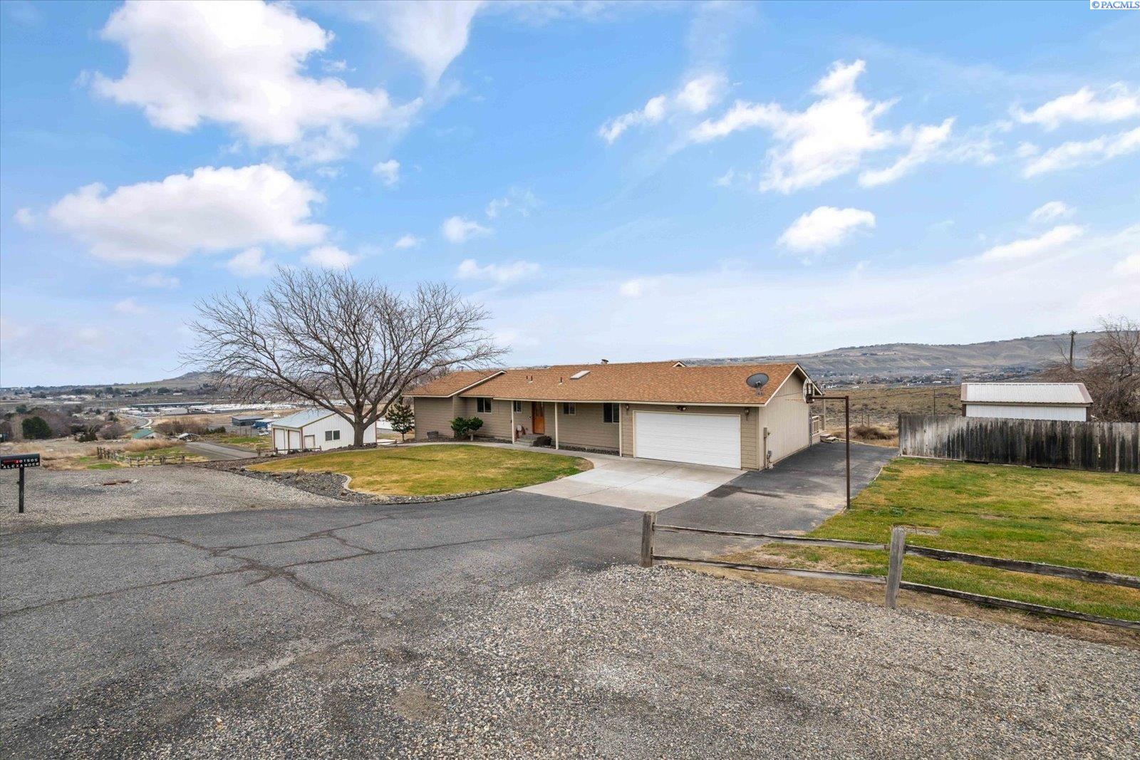 101505 East Reata Road Kennewick, WA 99338 - Photo 2 of 48 Gallery Image 2