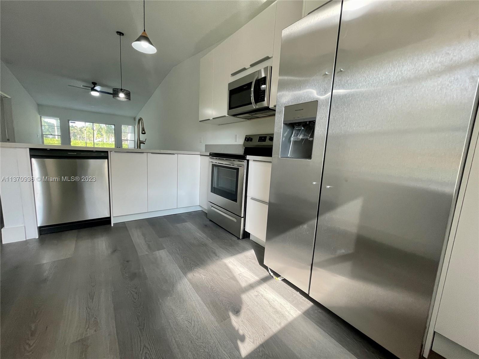8945 Sunnywood Place Boca Raton, FL 33496 - Photo 1 of 33 Gallery Image 1