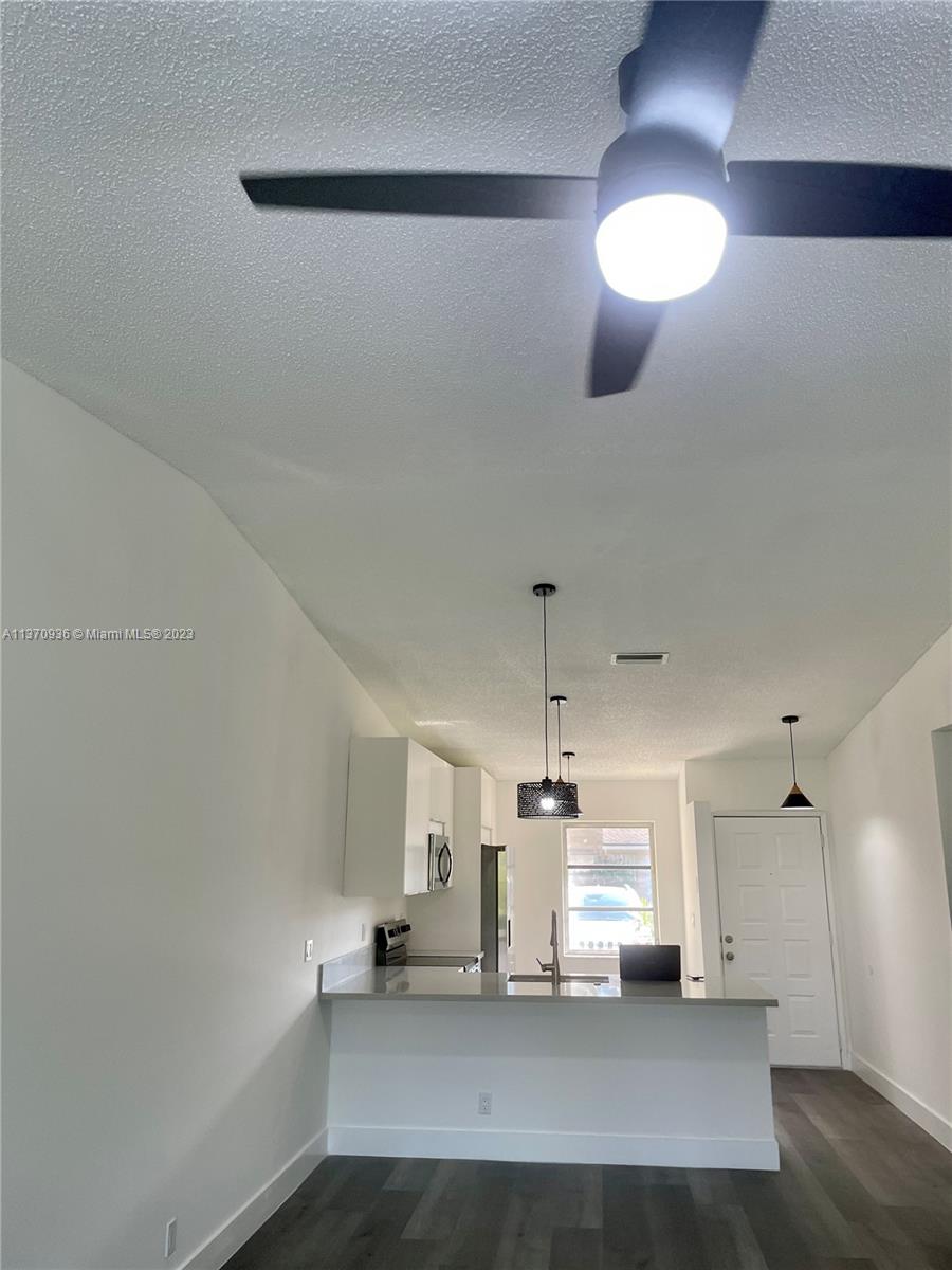 8945 Sunnywood Place Boca Raton, FL 33496 - Photo 16 of 33 Gallery Image 16