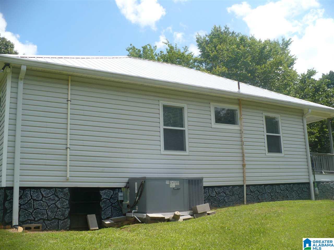 101 Moss Street Warrior, AL 35180 - Photo 3 of 16
