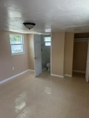 $1,200 | 845 Northwest 132nd Street, North Miami, FL 33168
