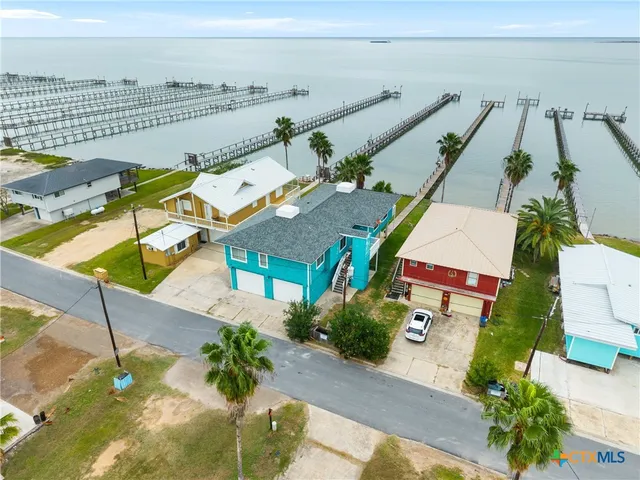 a picture of houses with outdoor space