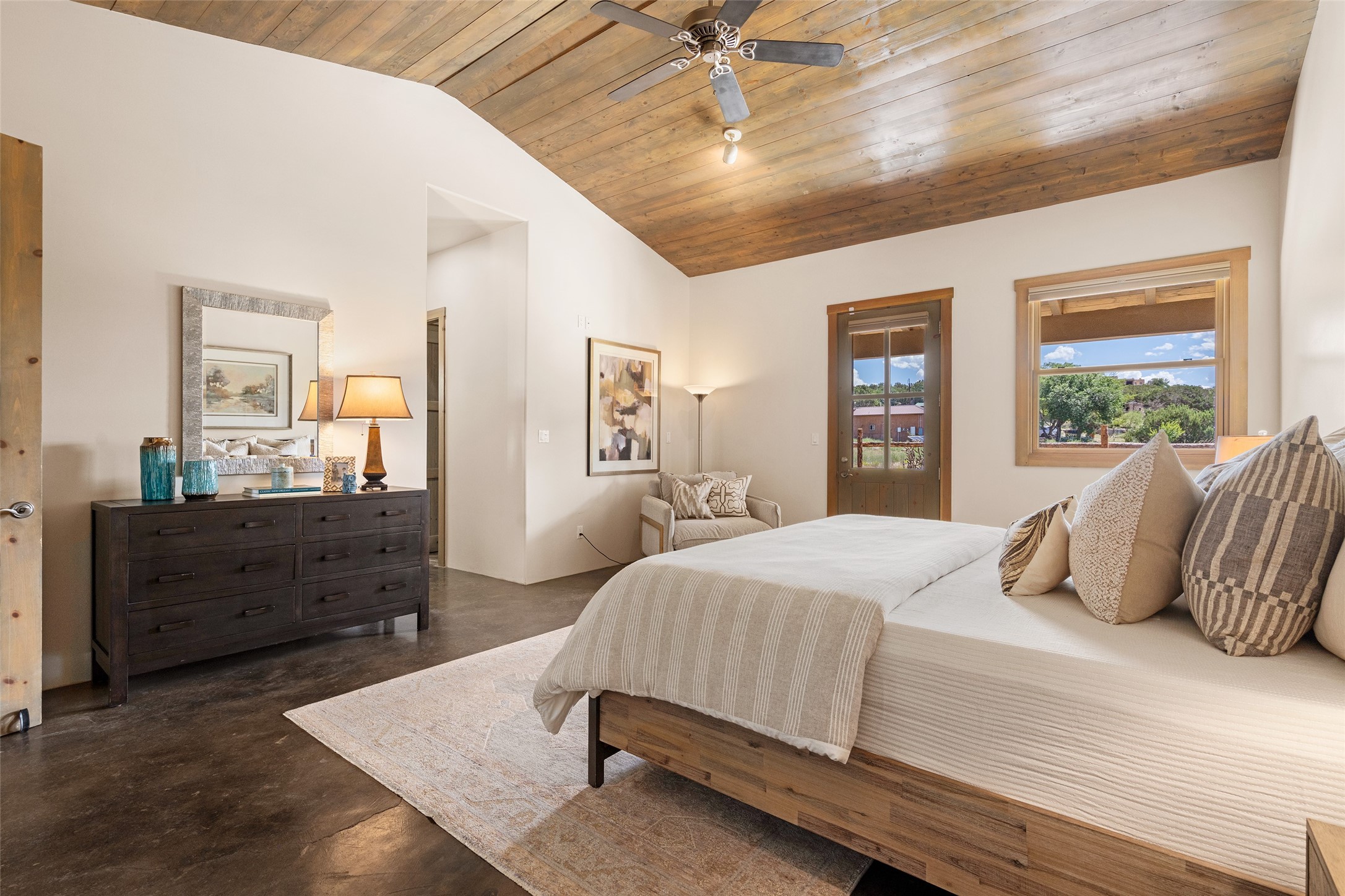 15 Rancho Mañana Santa Fe, NM 87506 - Photo 9 of 27 Primary Bedroom