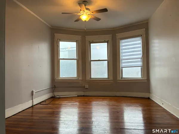 $1,600 | 70 Center Street, Unit 3, Shelton, CT 06484