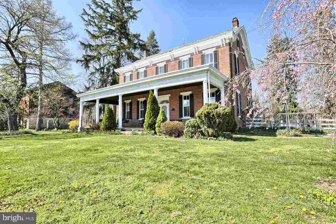 517 Pine Road Carlisle, PA 17015 - Photo 1 of 25 Gallery Image 1