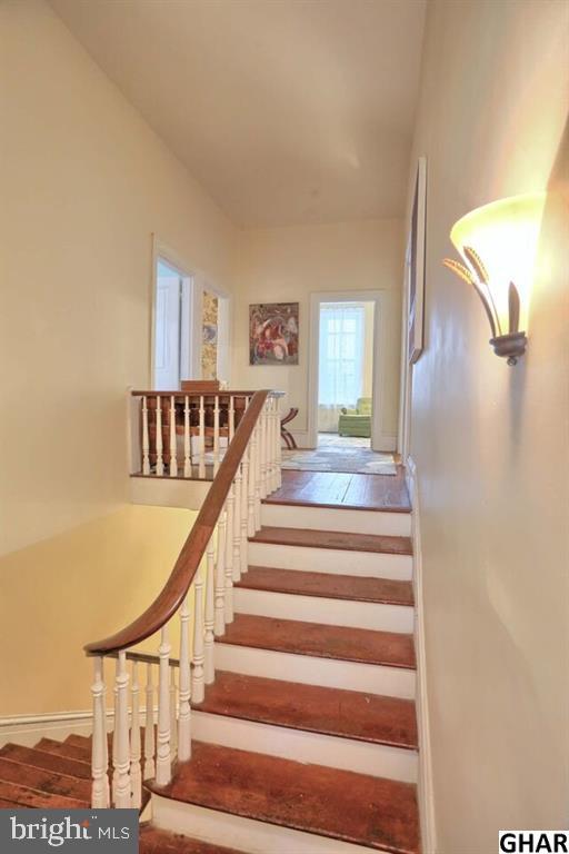 517 Pine Road Carlisle, PA 17015 - Photo 17 of 25 Gallery Image 17