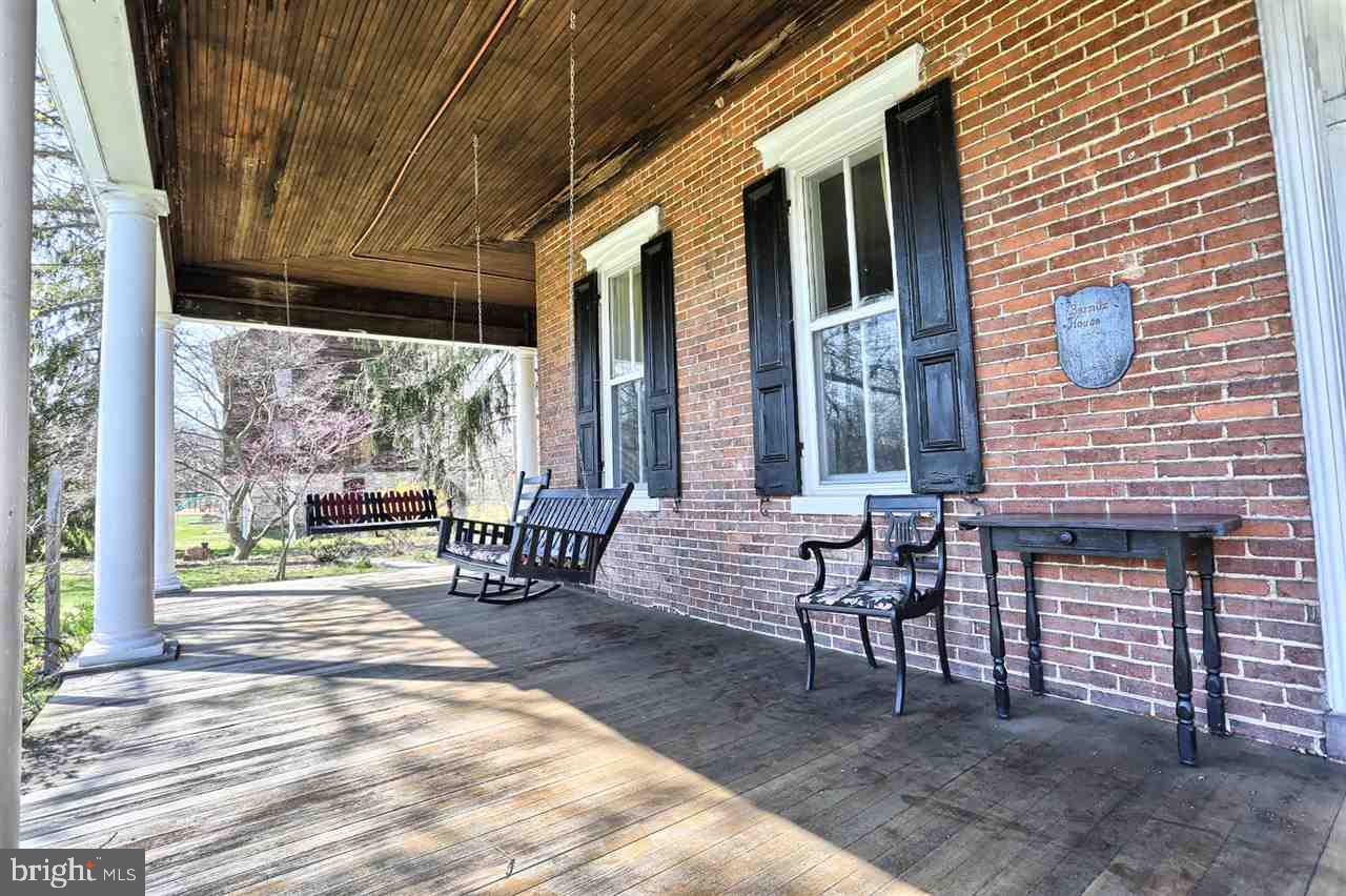517 Pine Road Carlisle, PA 17015 - Photo 3 of 25 Gallery Image 3