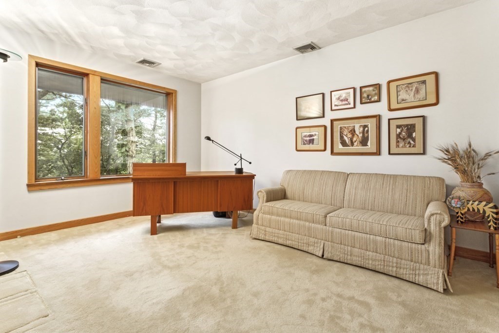 18 Hickory Hill Road Wakefield, MA 01880 - Photo 23 of 40 Gallery Image 23