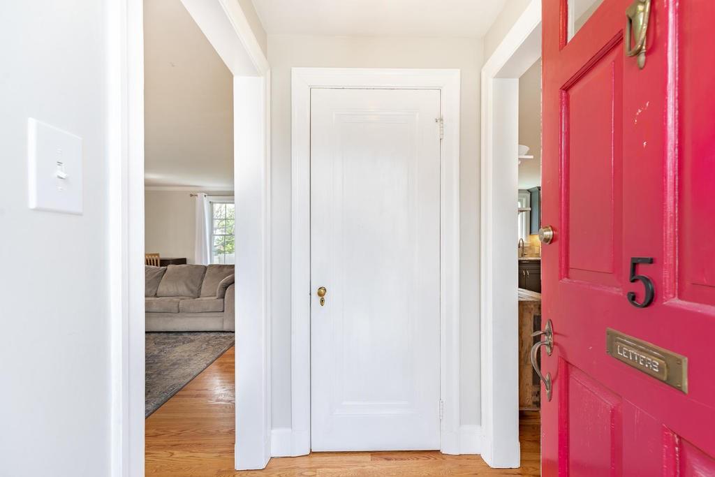 5 Hallron Road Newton, MA 02462 - Photo 5 of 34