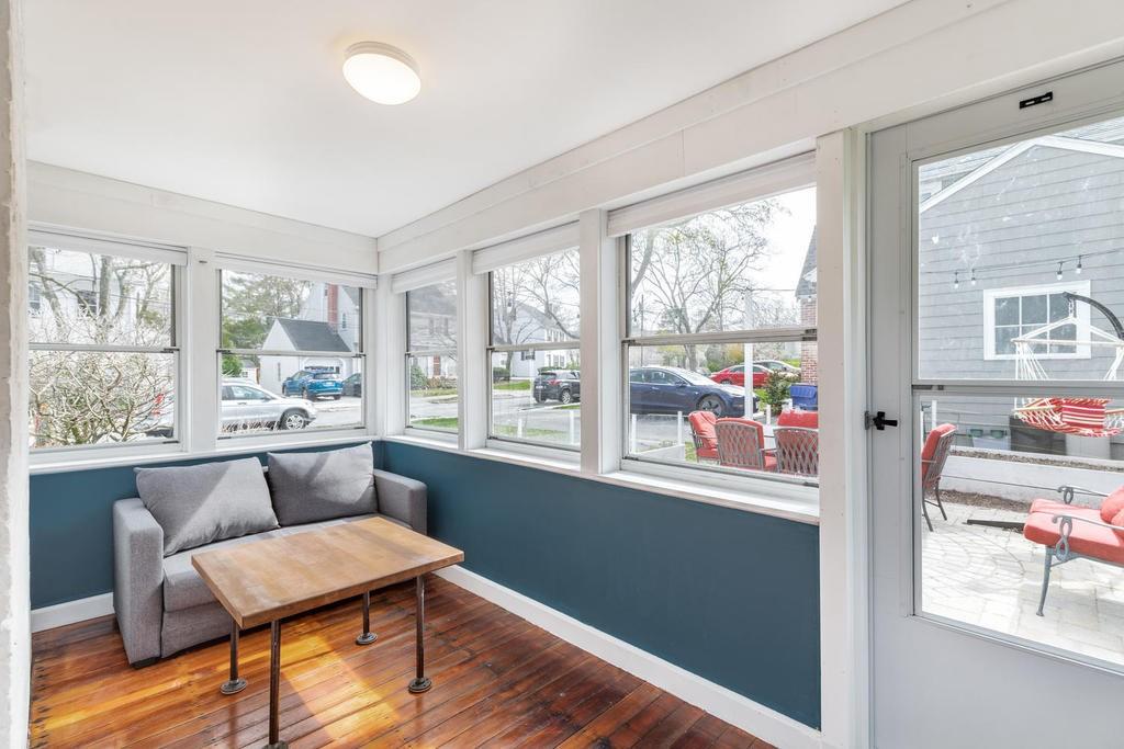 5 Hallron Road Newton, MA 02462 - Photo 10 of 34