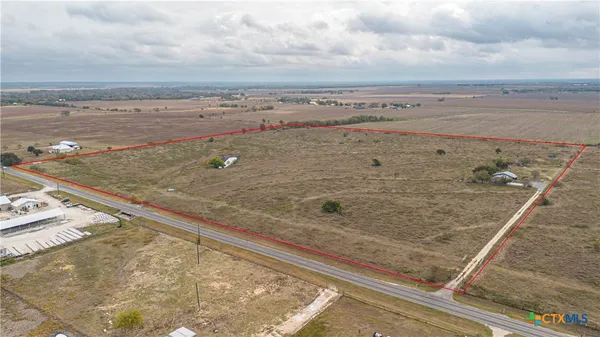 $950,000 | 9325 Farm To Market Road 1339, Martindale, TX 78655