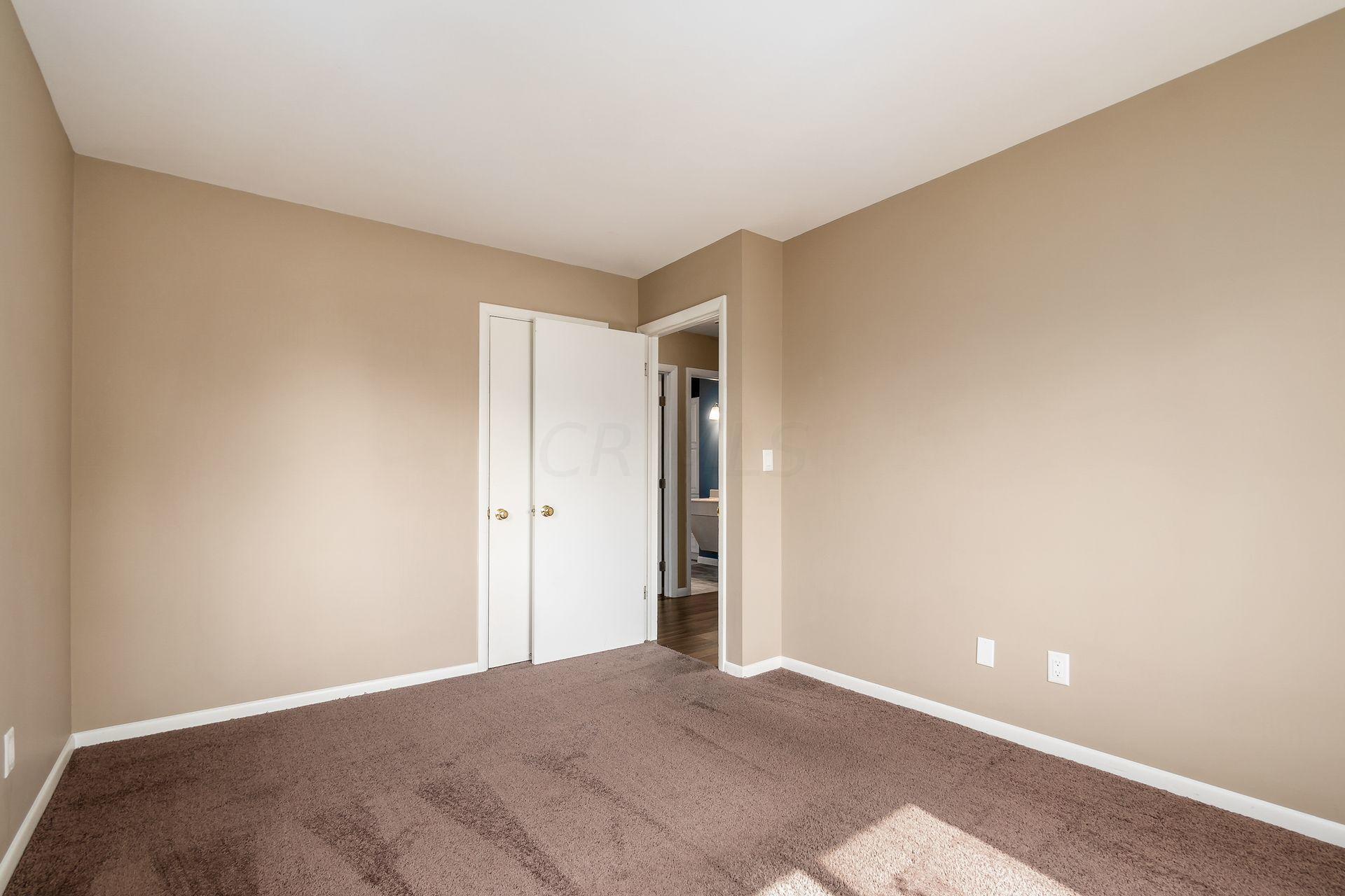 5329 Karl Road Columbus, OH 43229 - Photo 17 of 36 Gallery Image 17