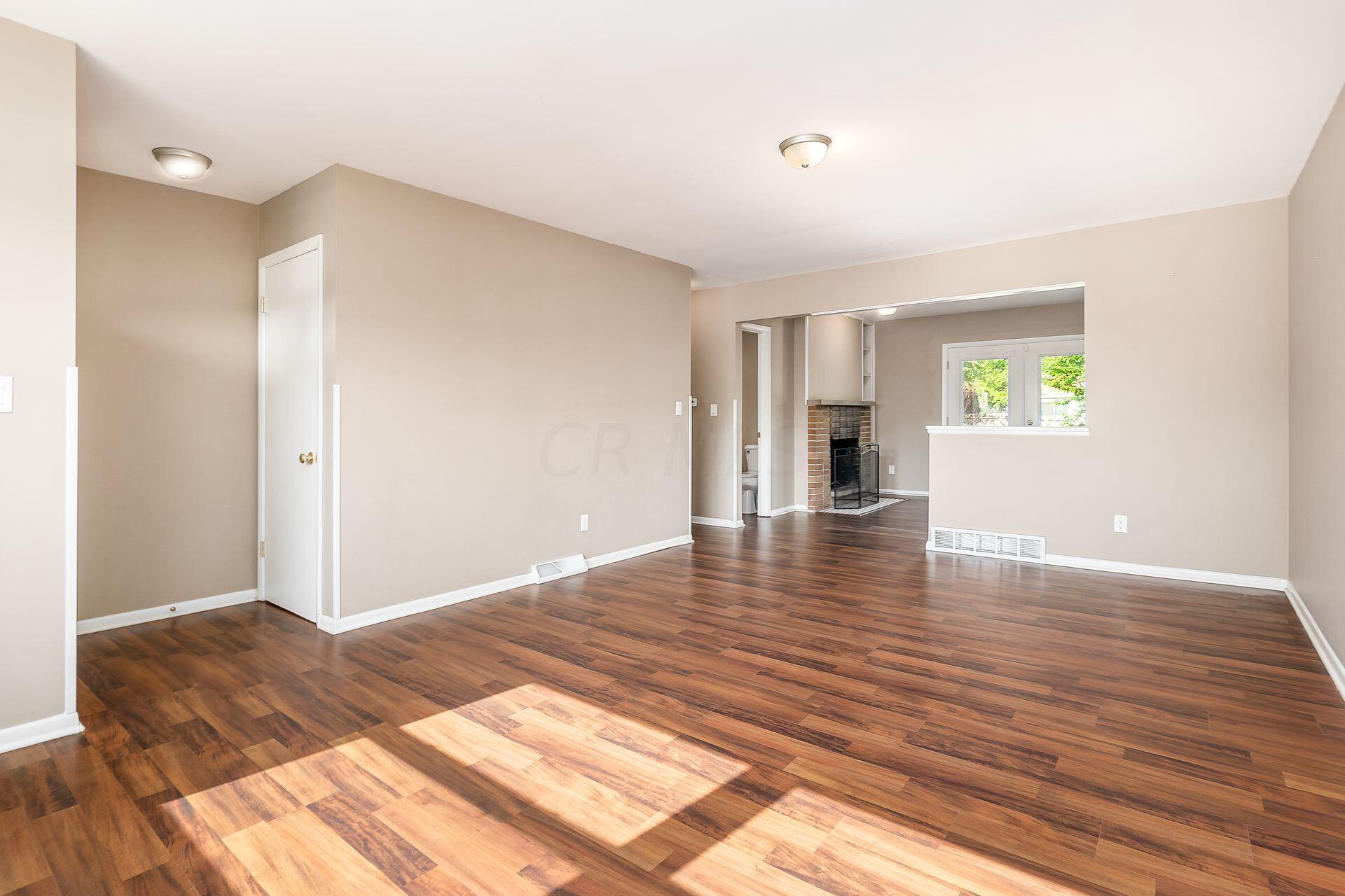 5329 Karl Road Columbus, OH 43229 - Photo 4 of 36 Gallery Image 4