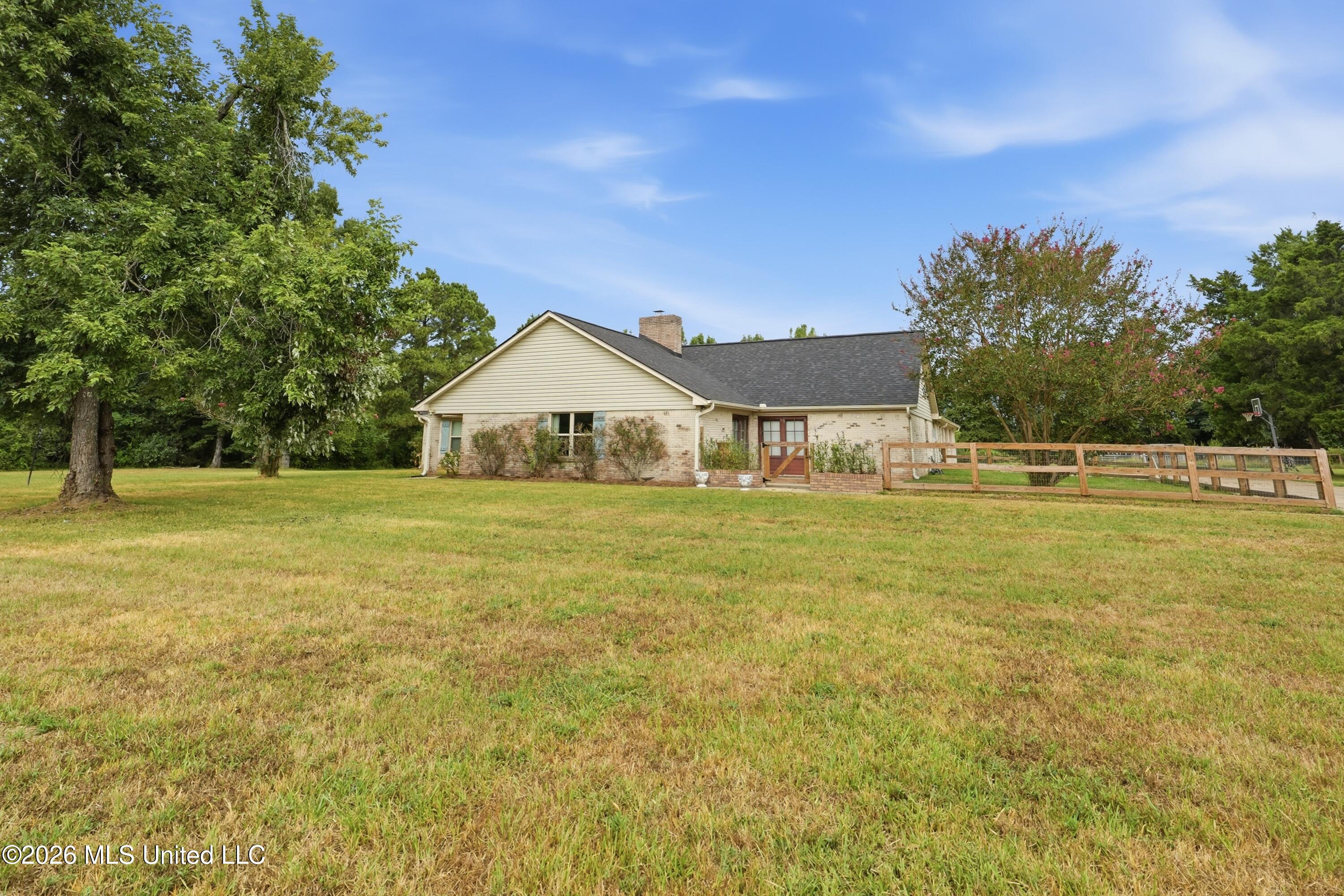 130 Cidero Road Raymond, MS 39154 - Photo 2 of 67 02-130_Cidero_Rd_002