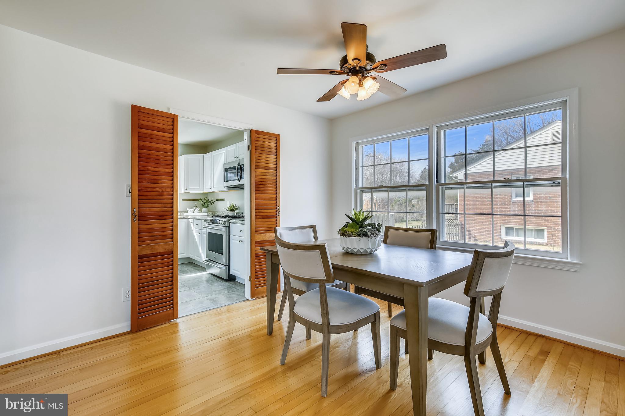 7920 Jackson Road Alexandria, VA 22308 - Photo 9 of 39 Dining room