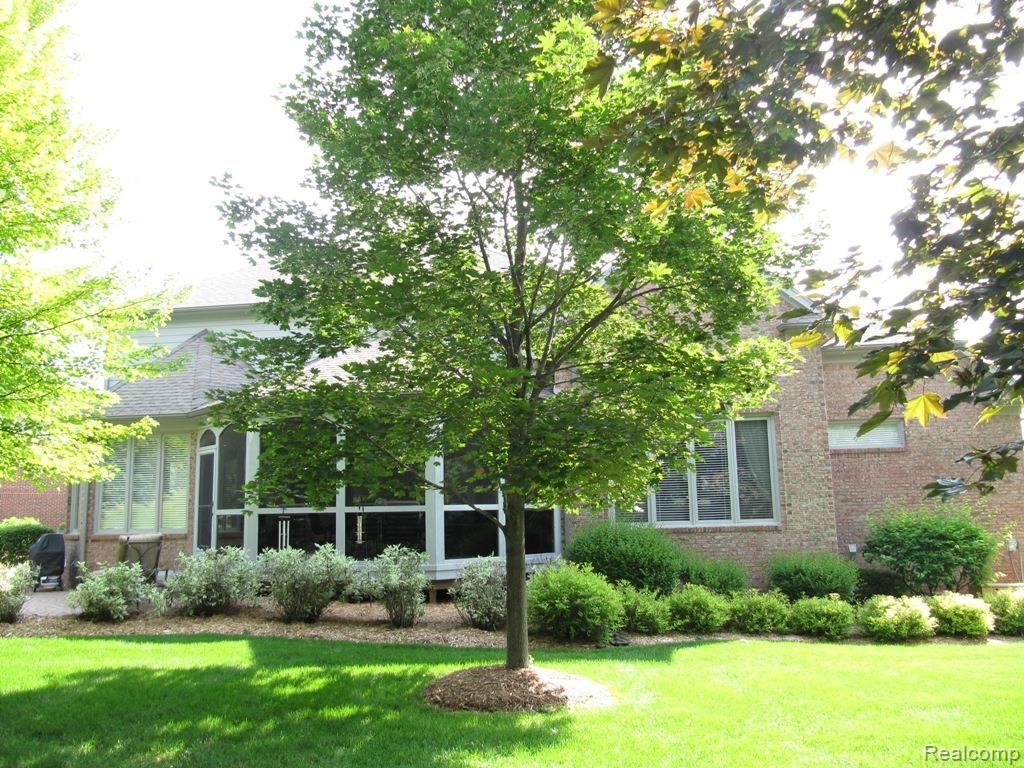 1408 Pebble Ridge Drive Rochester, MI 48307 - Photo 59 of 69 Backyard.jpg