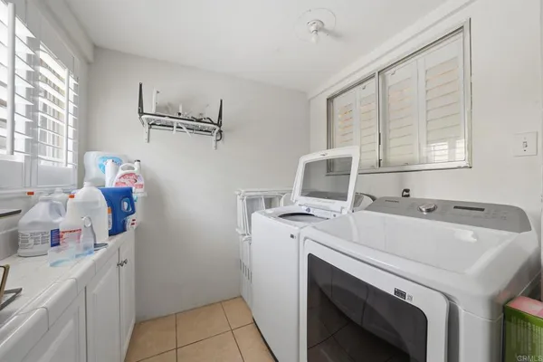 $949,900 | 916 Madera Street, San Diego, CA 92114