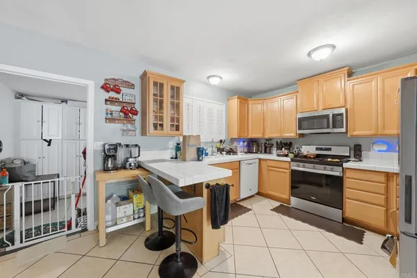 $949,900 | 916 Madera Street, San Diego, CA 92114