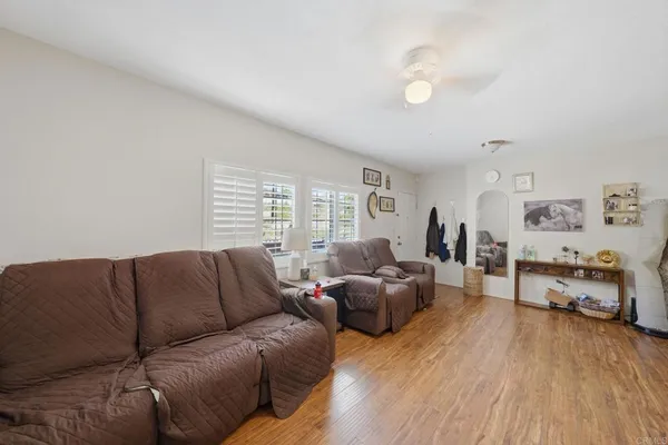 $949,900 | 916 Madera Street, San Diego, CA 92114