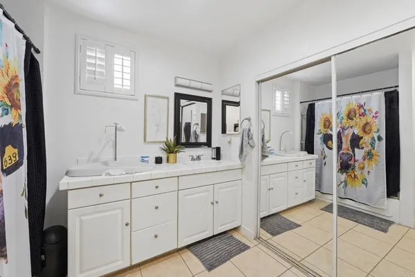 $949,900 | 916 Madera Street, San Diego, CA 92114