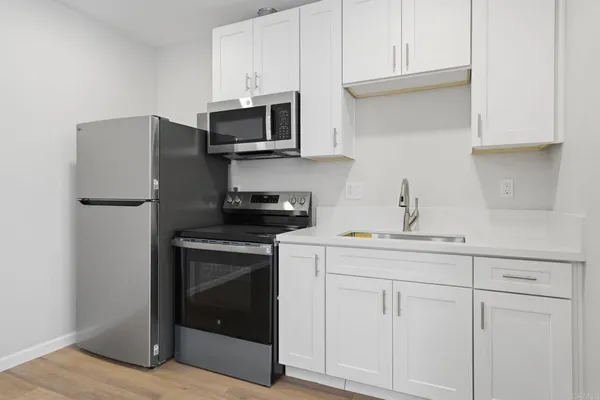 $949,900 | 916 Madera Street, San Diego, CA 92114