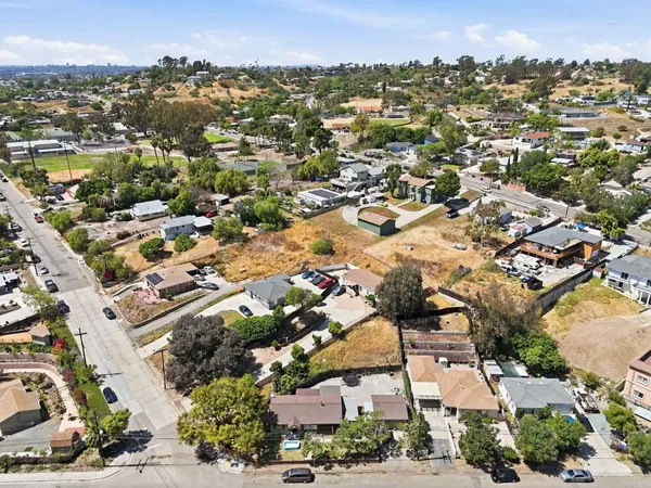 $949,900 | 916 Madera Street, San Diego, CA 92114