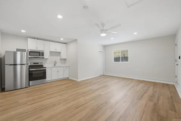 $949,900 | 916 Madera Street, San Diego, CA 92114
