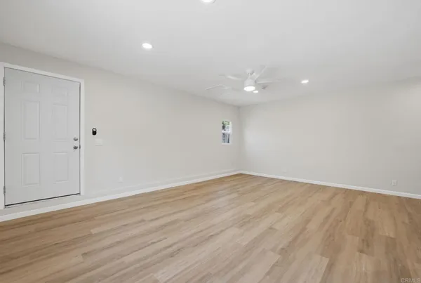 $949,900 | 916 Madera Street, San Diego, CA 92114
