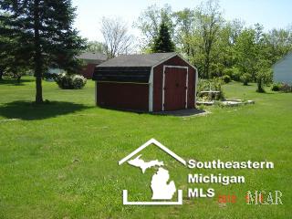 1040 Cole Road Monroe, MI 48162 - Photo 4 of 14 Shed