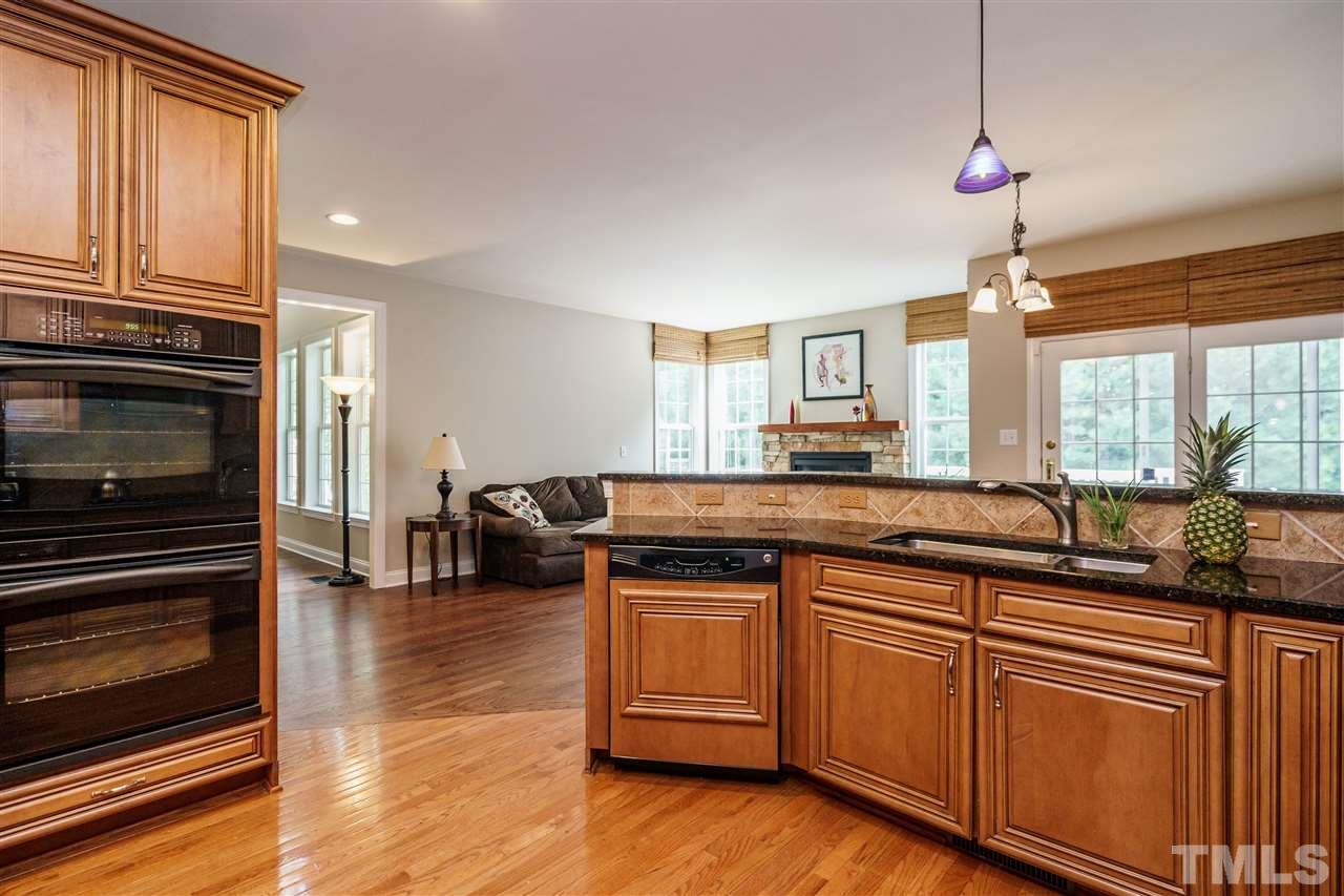 11553 Auldbury Way Raleigh, NC 27617 - Photo 11 of 30 Gallery Image 11