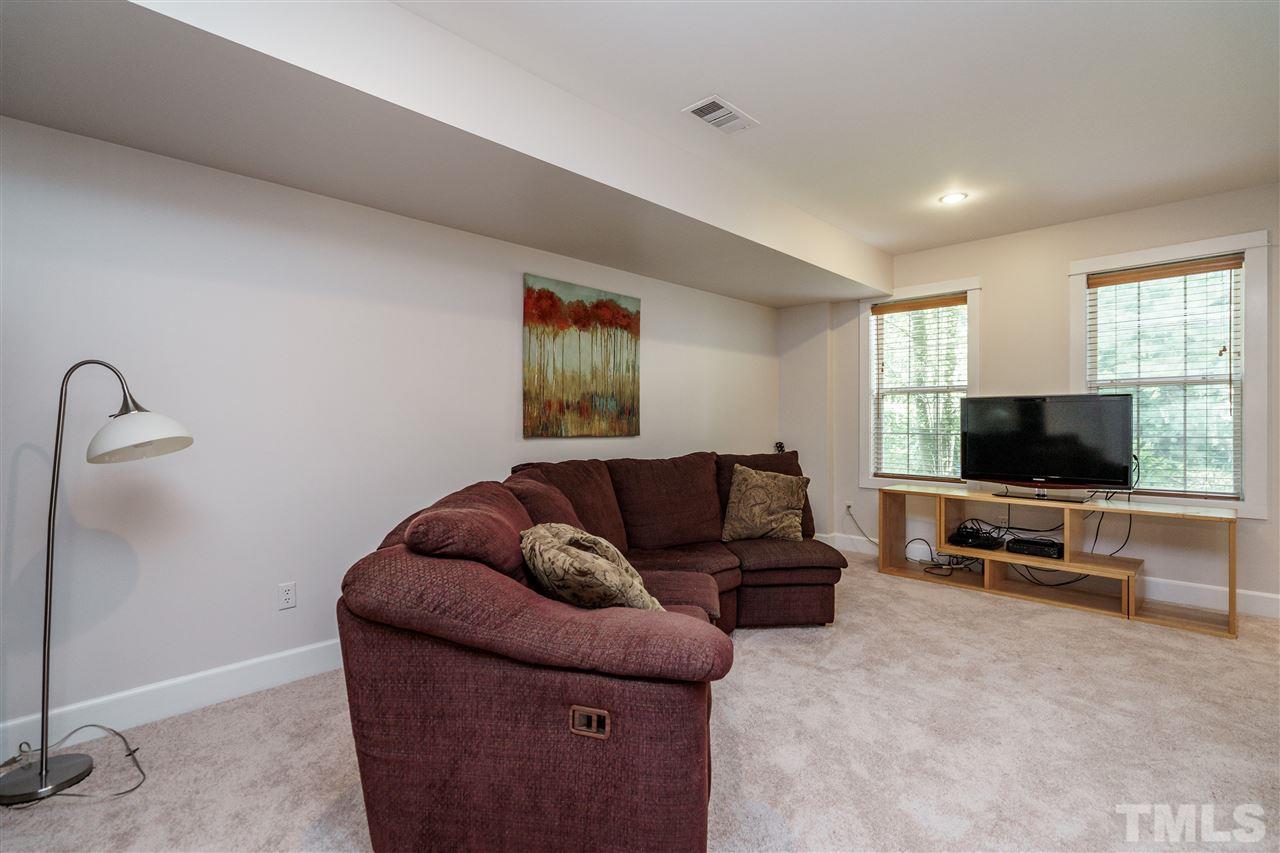 11553 Auldbury Way Raleigh, NC 27617 - Photo 18 of 30 Gallery Image 18