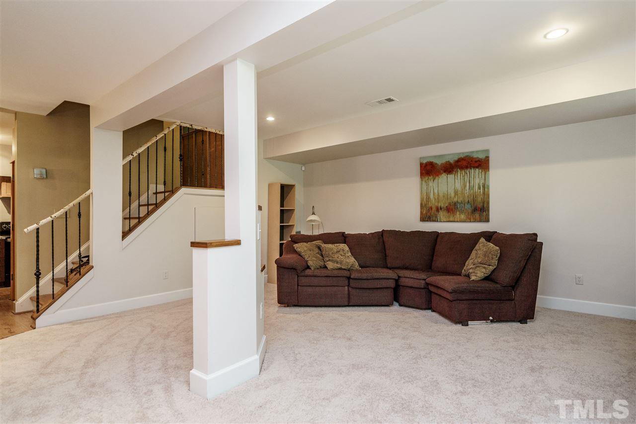 11553 Auldbury Way Raleigh, NC 27617 - Photo 20 of 30 Gallery Image 20
