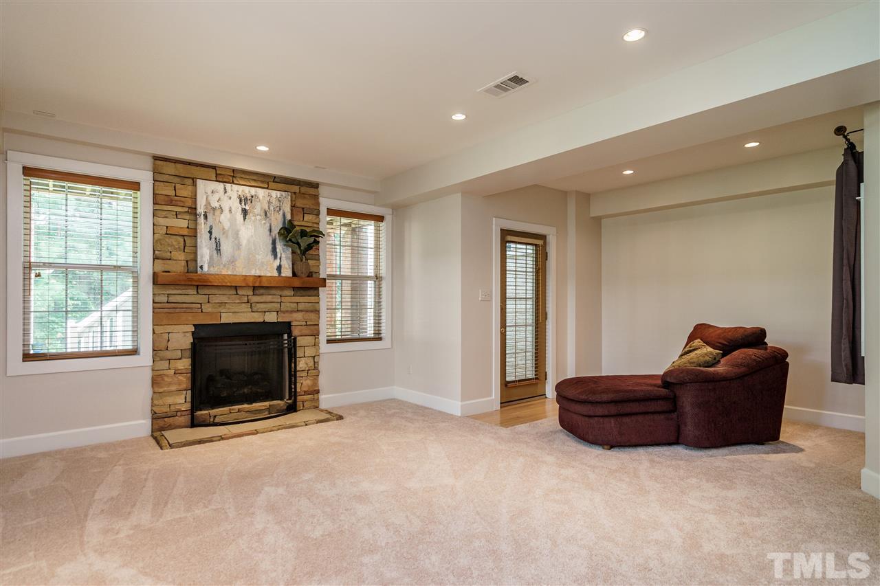 11553 Auldbury Way Raleigh, NC 27617 - Photo 22 of 30 Gallery Image 22